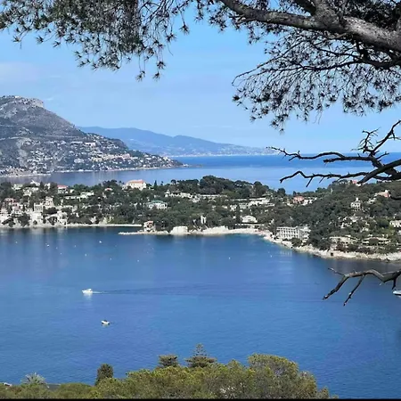 3p - Vieux Village Villefranche/mer.