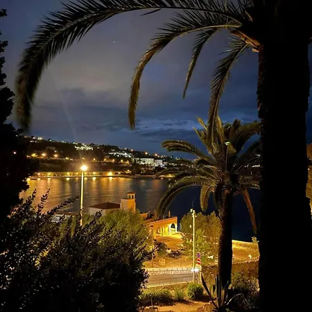 Apartment 3p - Vieux Village Villefranche/mer. Villefranche-sur-Mer